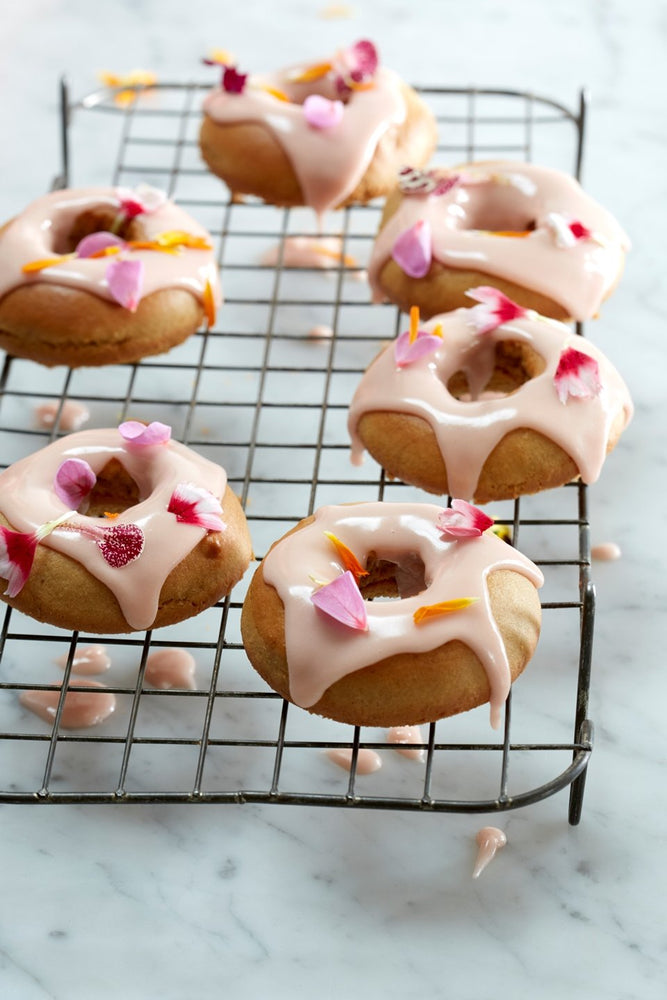 The FODMAP Friendly Kitchen Cookbook: 100 Easy, Delicious, Recipes for a Healthy Gut and a Happy Life