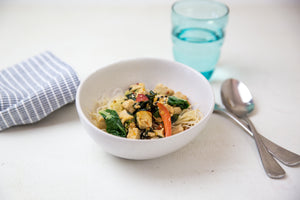 We Feed You Ginger Tofu w/ Red Capsicum, Bok Choy & Vermicelli Noodles (350g) - FROZEN PRODUCT - DELIVERY ONLY